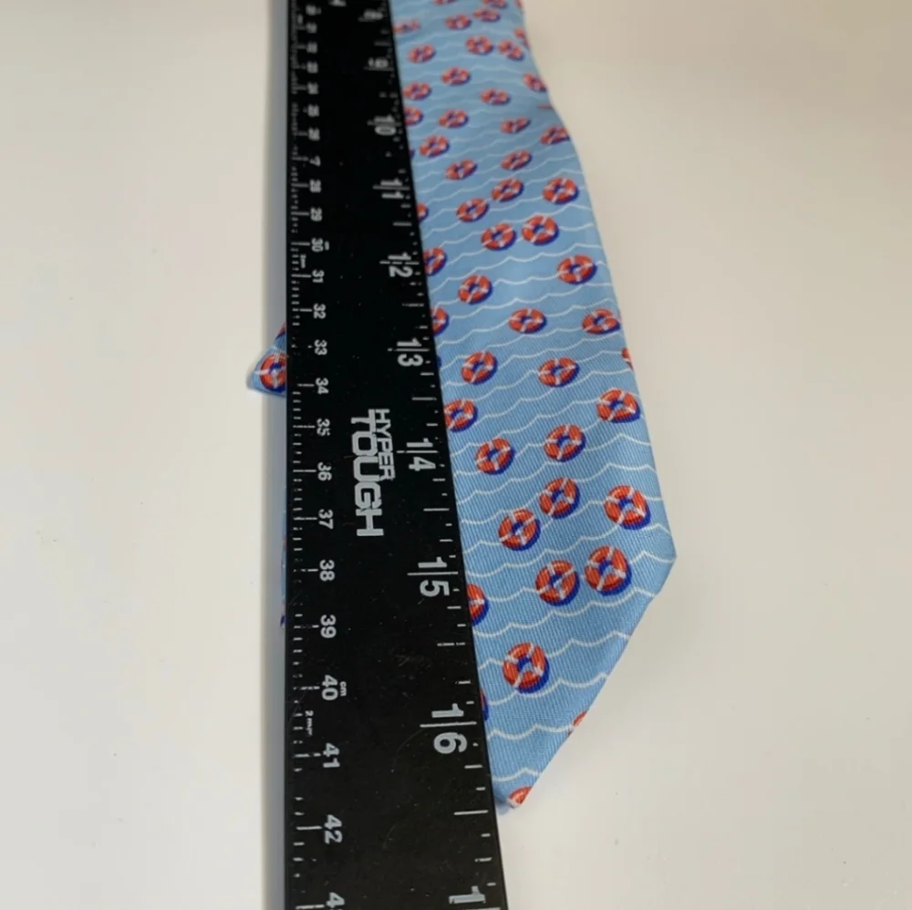 Vineyard Vines Boys Life Rings Printed Silk Tie Size 49